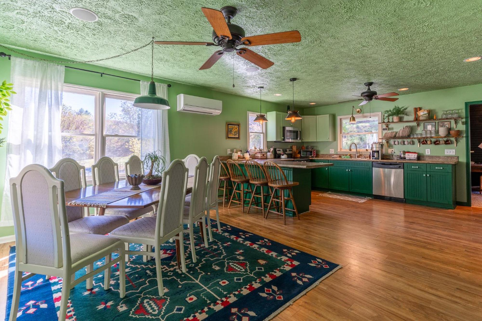 Creekside Paradise - A Peaceful Family Focused Retreat On A Flowing Creek Sparta Esterno foto