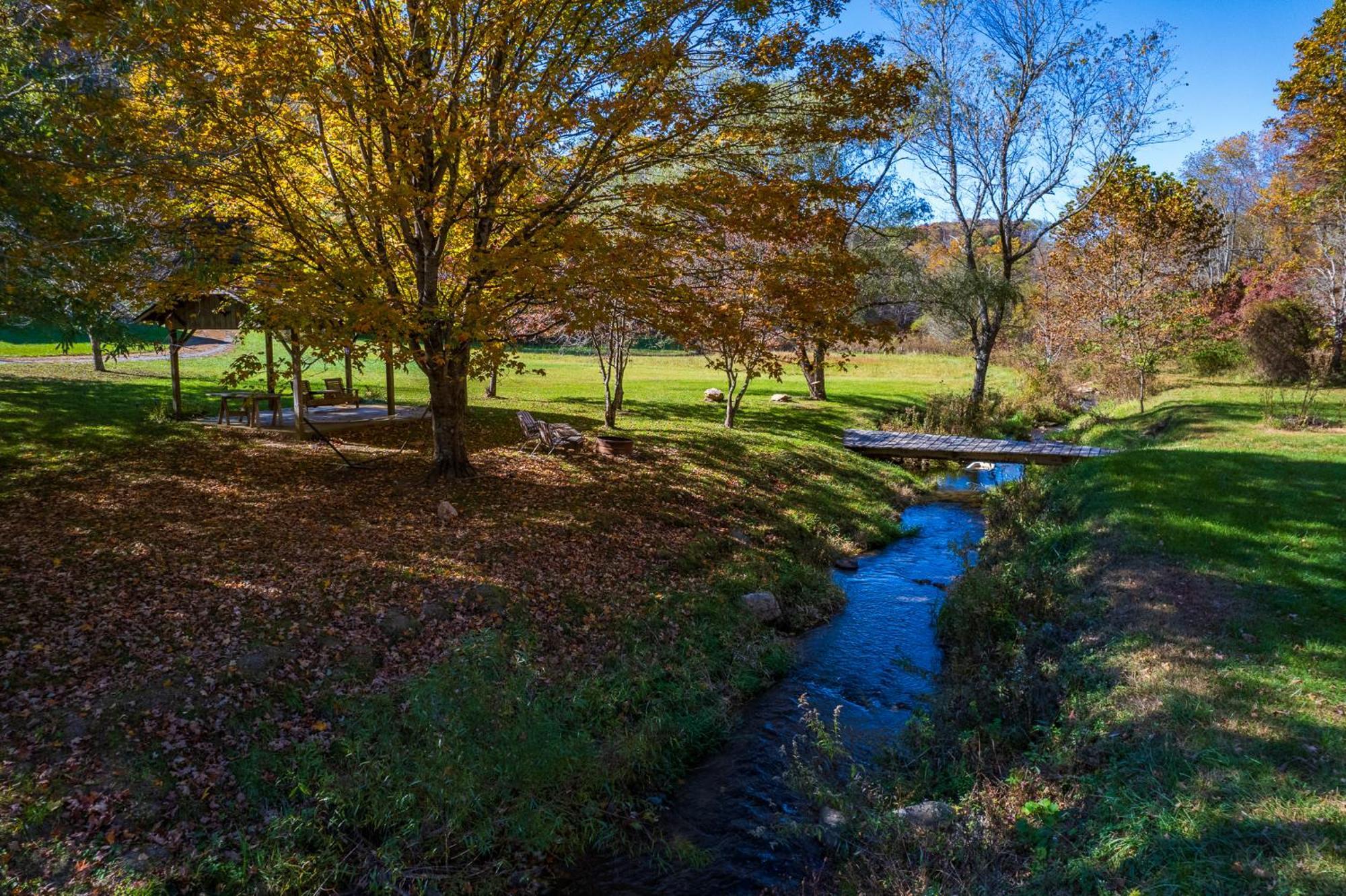 Creekside Paradise - A Peaceful Family Focused Retreat On A Flowing Creek Sparta Esterno foto
